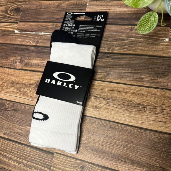 NWT Oakley Ribbed Ellipse Long Socks Size Medium (White) *Unopened* Unisex - Picture 4 of 8